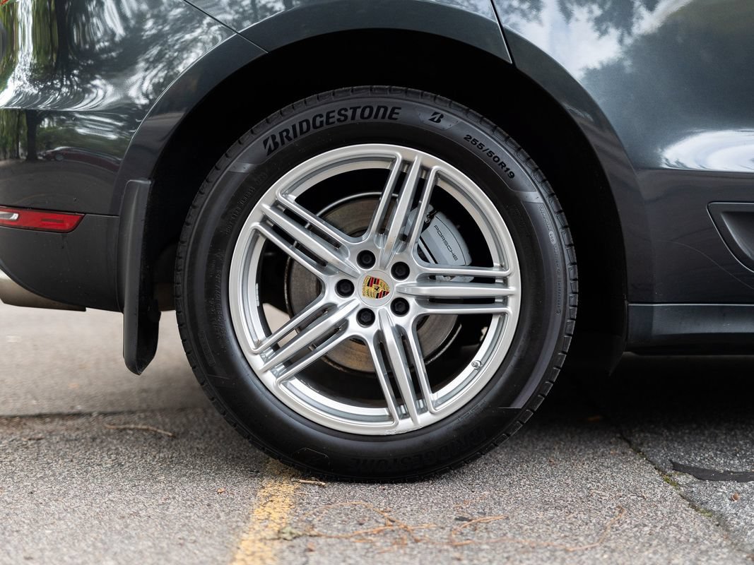 Used 2018 Porsche Macan S AWD/4WD image 13