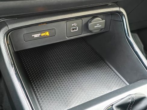 Certified 2025 Honda CR-V LX image 33