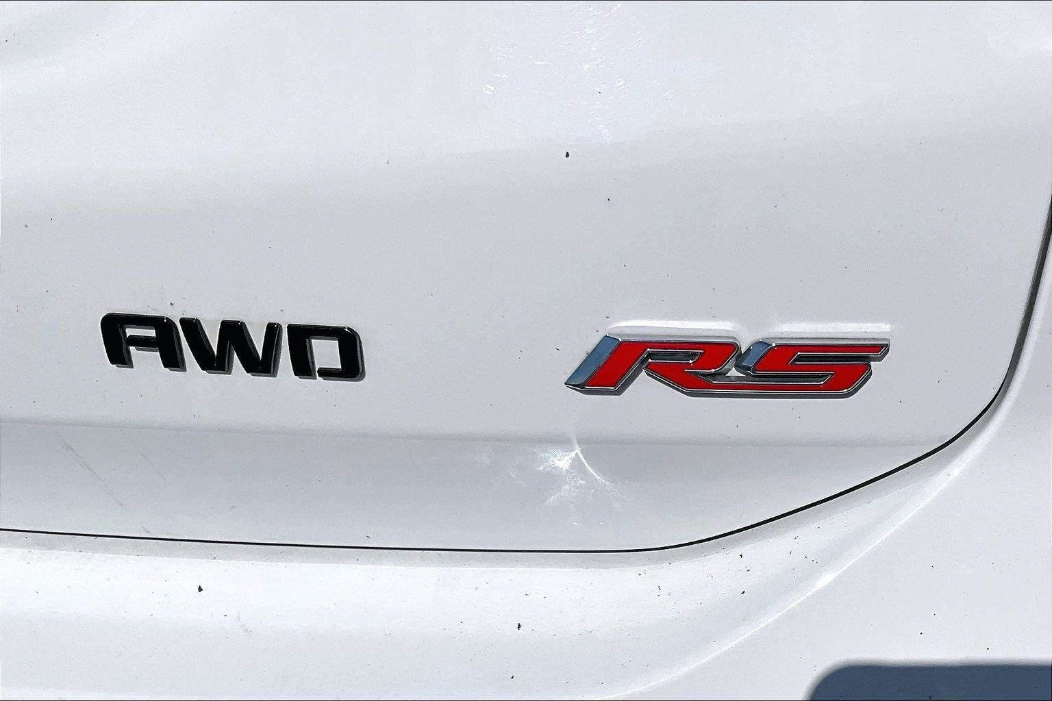 Used 2022 Chevrolet Equinox RS w/ RS Leather Package AWD/4WD image 9