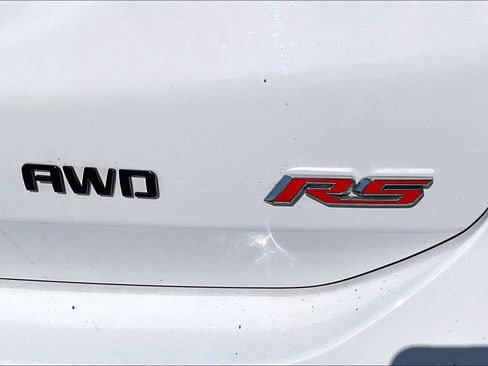 Used 2022 Chevrolet Equinox RS w/ RS Leather Package AWD/4WD image 9