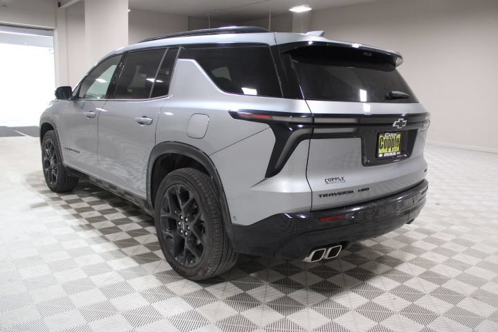 Used 2025 Chevrolet Traverse RS AWD/4WD image 10