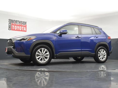 Used 2024 Toyota Corolla Cross LE w/ Moonroof Package AWD/4WD image 26