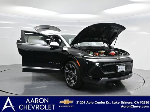 New 2025 Chevrolet Equinox EV LT image 31