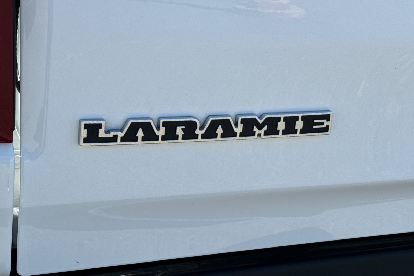 Used 2025 RAM 1500 Laramie AWD/4WD image 8