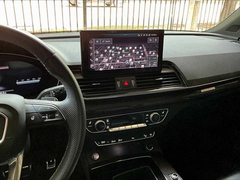 Used 2023 Audi SQ5 Premium Plus w/ Premium Plus Package image 8