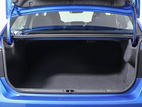 Used 2022 Subaru Impreza 2.0i Premium image 13