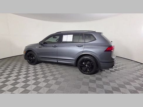 Used 2024 Volkswagen Tiguan SE R-Line FWD image 44
