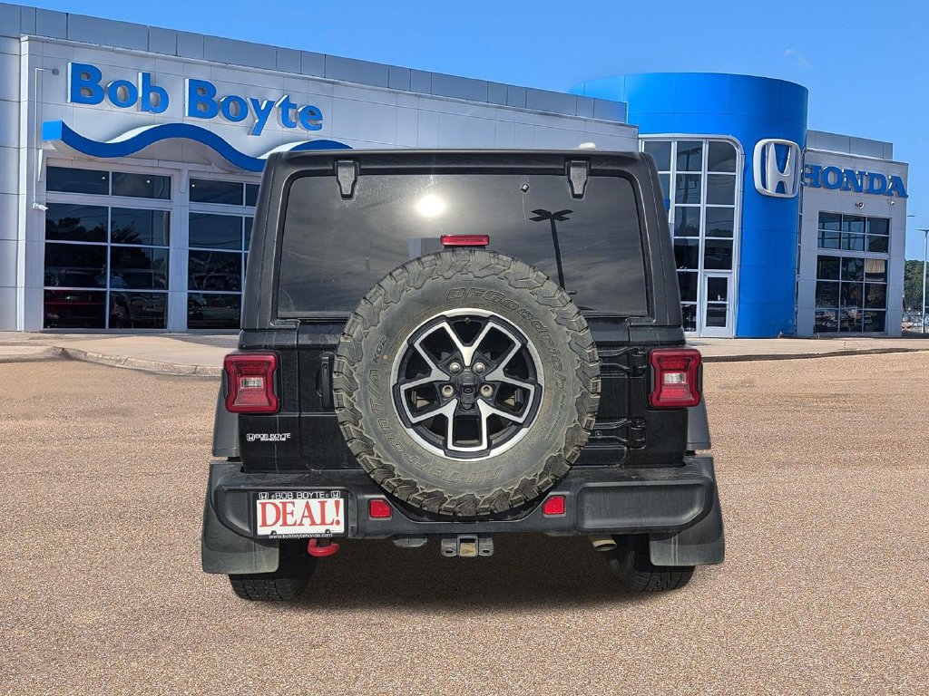 Used 2024 Jeep Wrangler Unlimited Rubicon AWD/4WD image 6