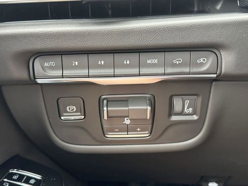 New 2026 Cadillac Escalade Luxury w/ Touring Package image 20