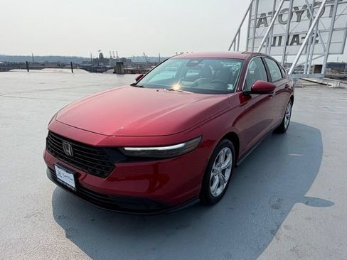 Certified 2023 Honda Accord LX image 11