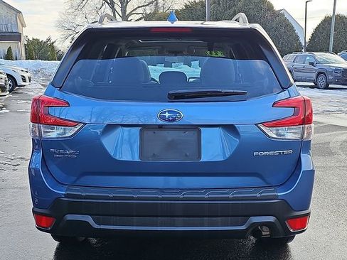 Used 2021 Subaru Forester Premium image 5