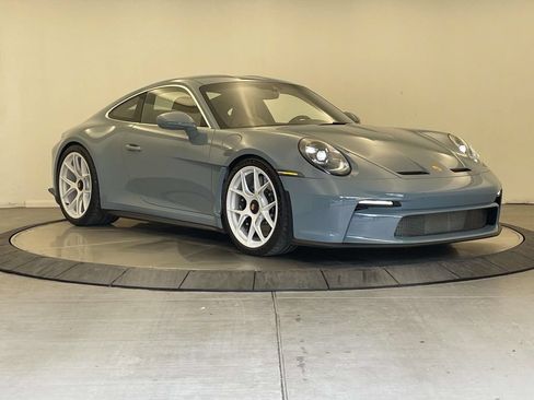 Certified 2024 Porsche 911 GT3 RS RWD image 9
