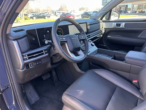 Certified 2025 Hyundai Santa Fe Limited image 28