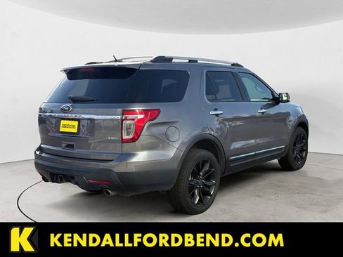Used 2013 Ford Explorer XLT AWD/4WD image 5