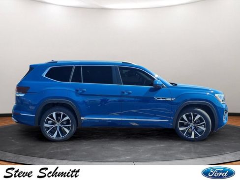 Used 2025 Volkswagen Atlas SEL Premium R-Line AWD/4WD image 30