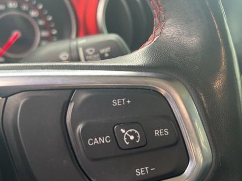 Used 2020 Jeep Gladiator Rubicon AWD/4WD image 18