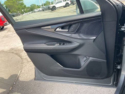 New 2024 Chevrolet Blazer EV LT image 9