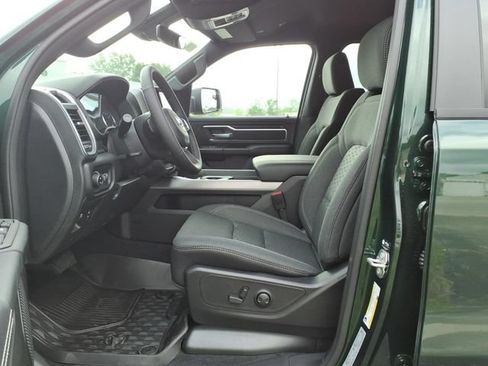 New 2026 RAM 1500 Big Horn AWD/4WD image 13