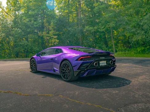 Used 2021 Lamborghini Huracan EVO RWD image 36