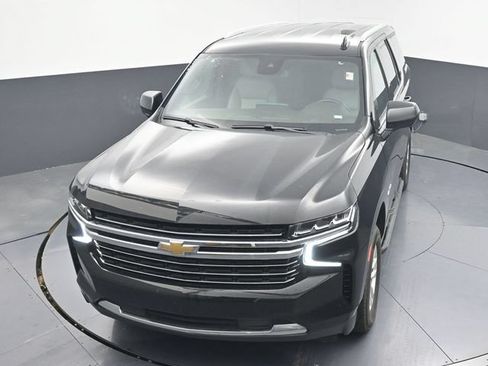Used 2024 Chevrolet Tahoe LT AWD/4WD image 34