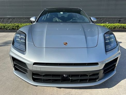 Certified 2026 Porsche Panamera w/ Premium Package RWD image 8
