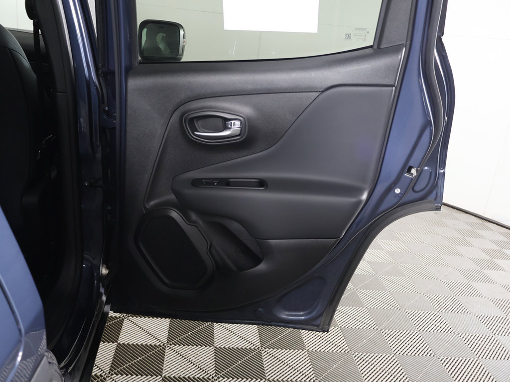 Used 2022 Jeep Renegade Limited AWD/4WD image 24