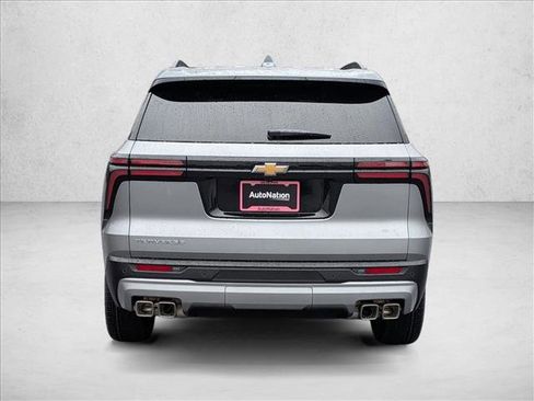 New 2026 Chevrolet Traverse LT w/ Sun and Wheel Package image 7