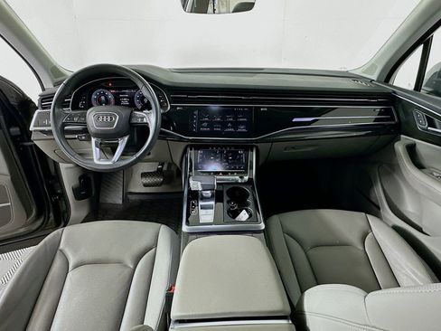 Used 2022 Audi Q7 3.0T Prestige AWD/4WD image 3