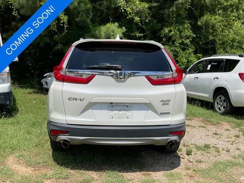 Used 2017 Honda CR-V Touring image 2