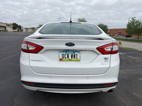 Used 2016 Ford Fusion SE image 6