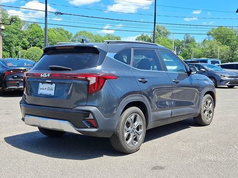 Certified 2024 Kia Seltos S FWD image 7