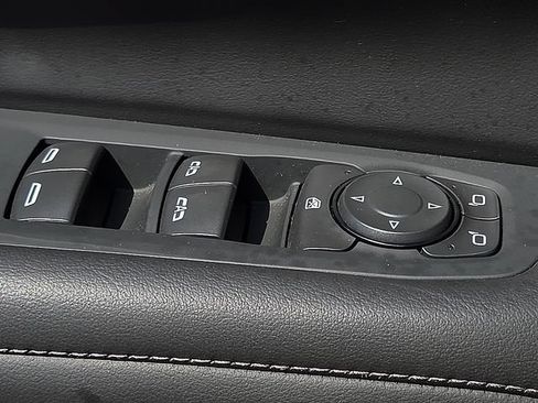 Used 2026 Chevrolet Tahoe LS w/ LS Custom Edition RWD image 19