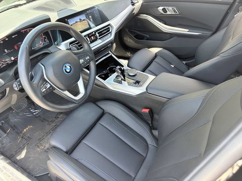 Used 2022 BMW 330e w/ Driving Assistance Package RWD image 18
