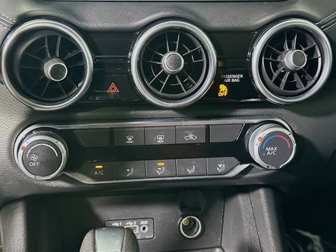 Used 2022 Nissan Sentra SV image 23