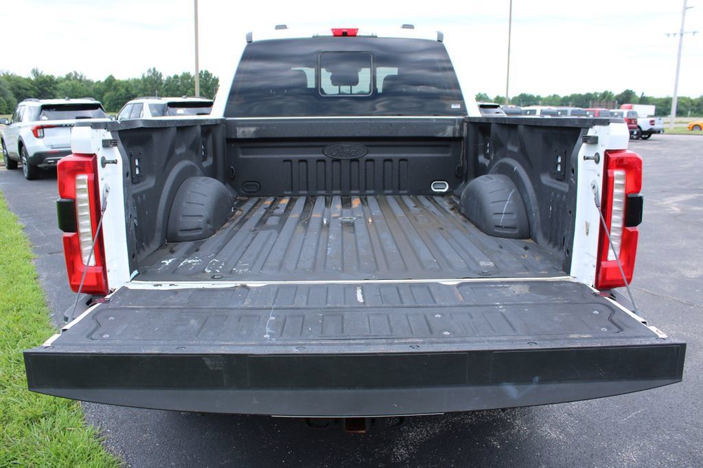 Used 2024 Ford F350 Lariat w/ Chrome Package AWD/4WD image 19