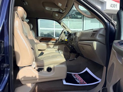 Used 2003 Ford F250 Lariat image 29