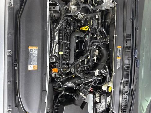 Used 2020 Ford Fusion SE FWD image 27