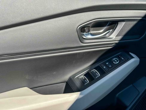 New 2025 Honda Accord SE image 13