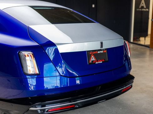 Used 2024 Rolls-Royce Spectre w/ Spectre Launch Package AWD/4WD image 52