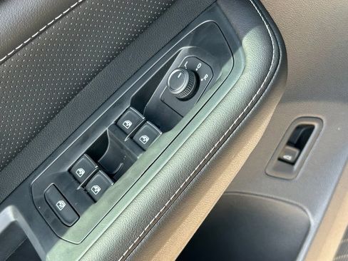 New 2026 Volkswagen Atlas SE FWD image 20