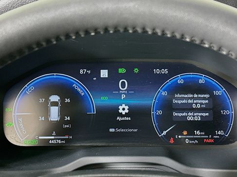 Used 2025 Toyota RAV4 XSE w/ Advanced Technology Package AWD/4WD image 18
