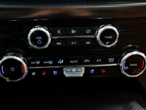 Certified 2023 Ford F150 Platinum image 33