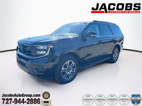 Used 2025 Ford Expedition Active image 1