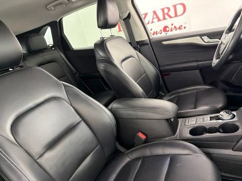 Used 2021 Ford Escape SEL w/ Technology Package FWD image 16