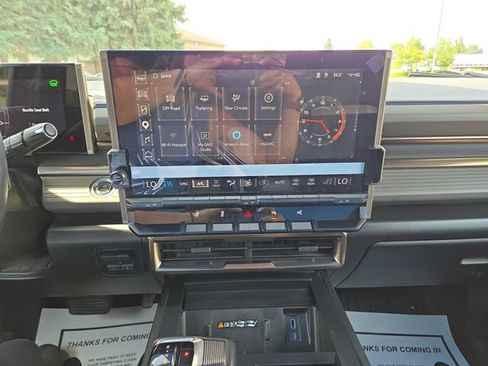 Used 2024 GMC Hummer EV 3X AWD/4WD image 24
