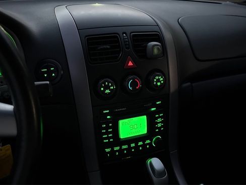 Used 2006 Pontiac GTO image 19