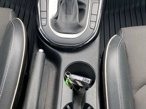 Used 2022 Kia Forte GT-Line FWD image 18