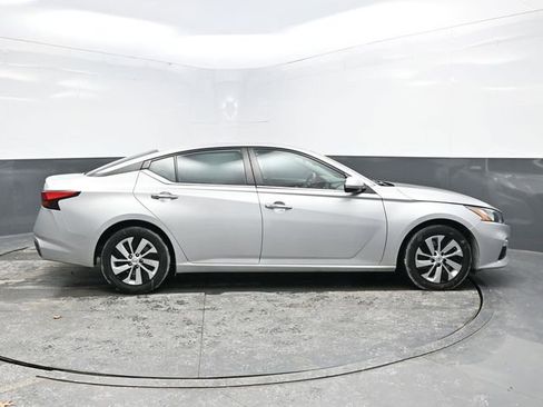 Used 2021 Nissan Altima 2.5 S image 8