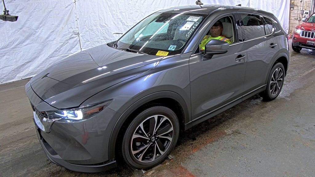 Used 2023 MAZDA CX-5 AWD 2.5 S w/ Premium Package image 2