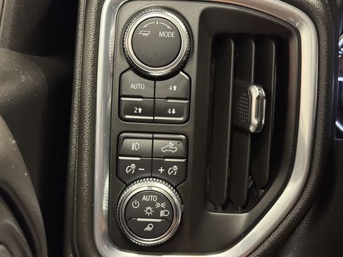 Used 2022 GMC Sierra 1500 Denali w/ Driver Alert Package II AWD/4WD image 28